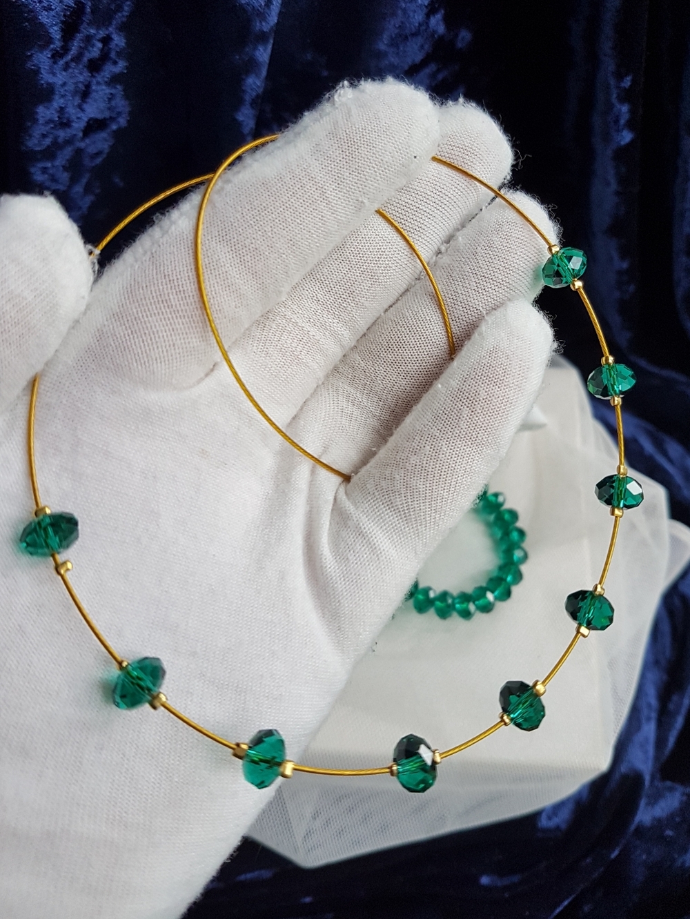 Swarovski Elements Floating Crystals Emerald Green Gold Wire Choker Necklace NEW